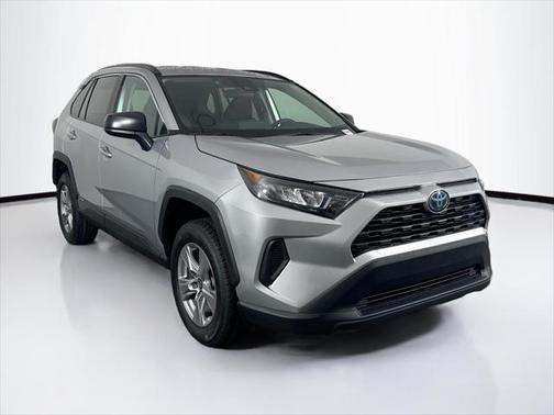 2022 Toyota RAV4 Hybrid SE