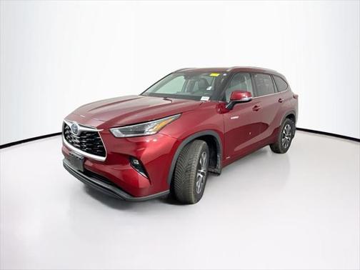 2021 Toyota Highlander Hybrid XLE