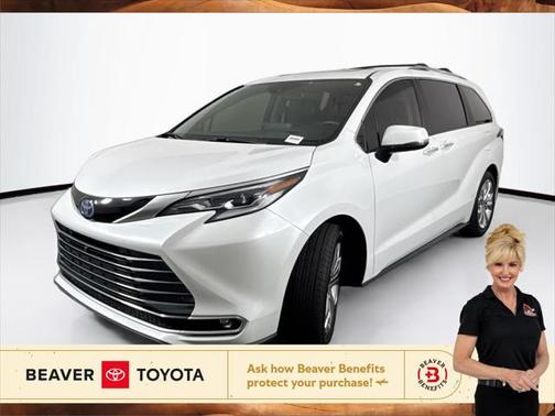 2023 Toyota Sienna Platinum 7 Passenger