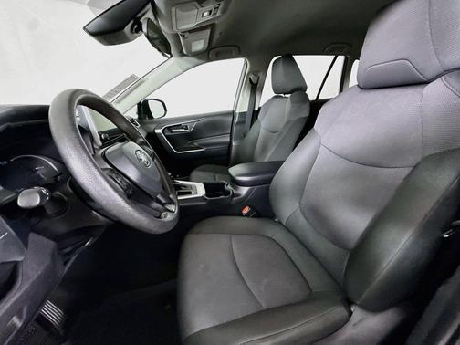 Magnetic Gray Metallic 2025 Toyota RAV4 XLE