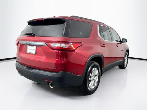 2021 Chevrolet Traverse LT Cloth