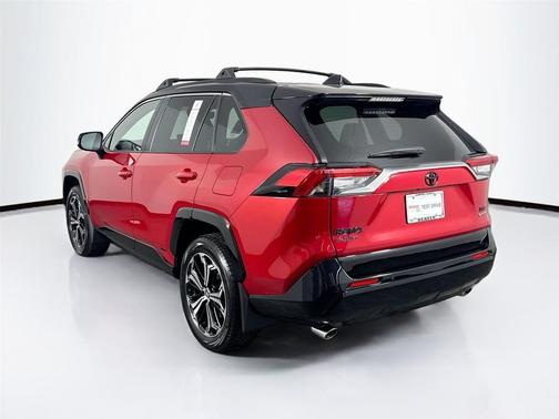 2025 Toyota RAV4 Hybrid SE