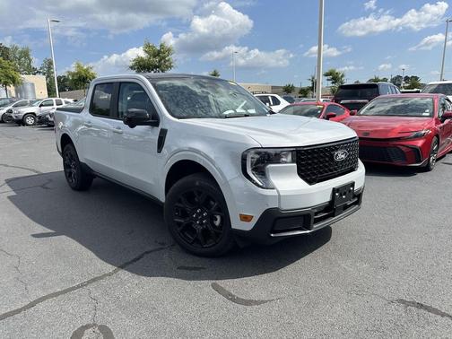 Space White Metallic 2026 Ford Maverick Lariat