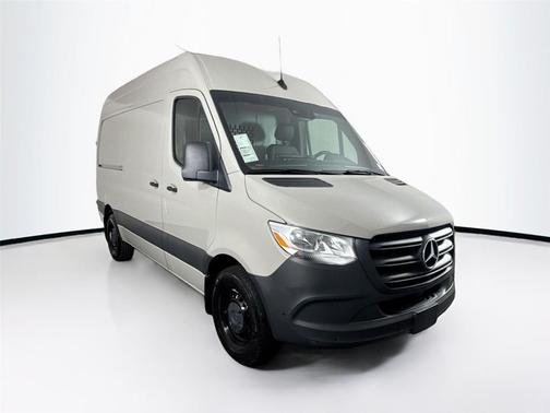 2023 Mercedes-Benz Sprinter 2500 Standard Roof