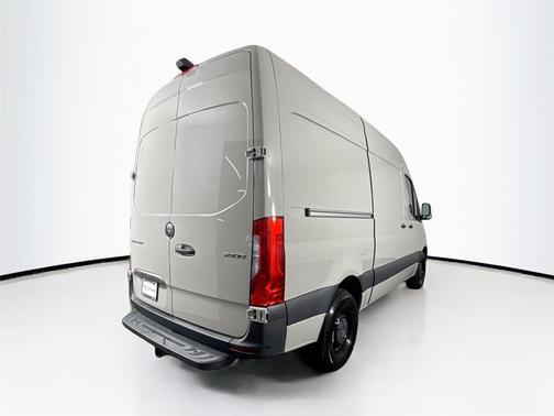 2023 Mercedes-Benz Sprinter 2500 Standard Roof