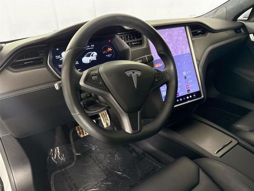 Pearl White Multi-Coat 2019 Tesla Model S Performance