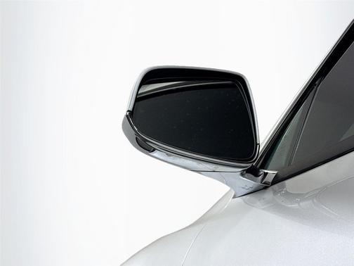 Pearl White Multi-Coat 2019 Tesla Model S Performance