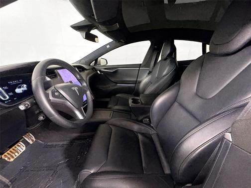 Pearl White Multi-Coat 2019 Tesla Model S Performance
