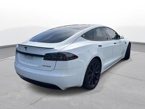 Pearl White Multi-Coat 2019 Tesla Model S Performance