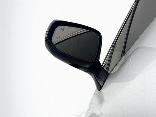 Celestial Silver Metallic 2023 Toyota Sienna Limited