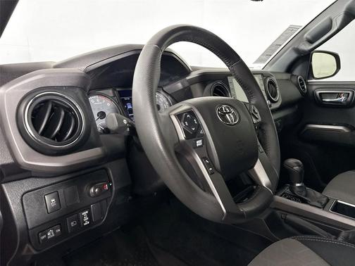 Barcelona Red Metallic 2022 Toyota Tacoma TRD Sport