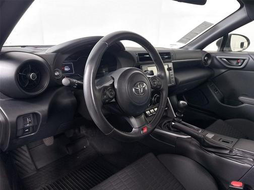 2023 Toyota GR86 Base