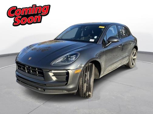 2023 Porsche Macan T