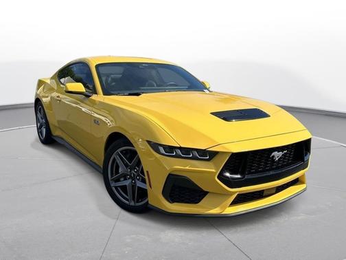 Yellow Splash Metallic Tri-coat 2024 Ford Mustang GT Premium