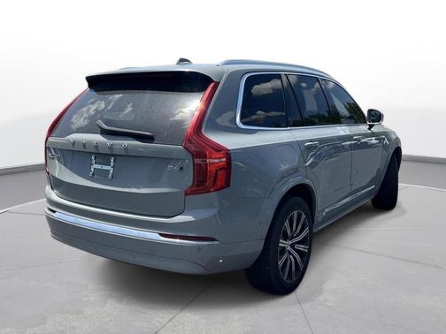 Vapour Grey Metallic 2025 Volvo XC90 B6 Plus 7-Seater