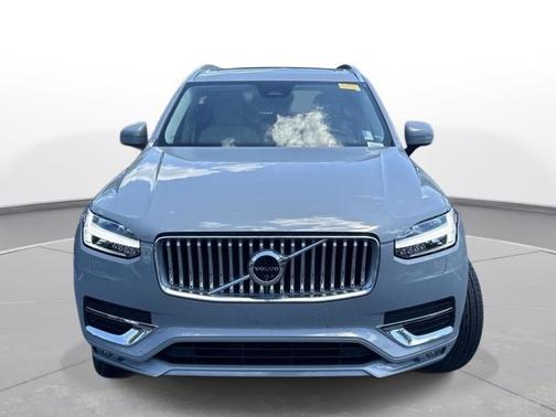 Vapour Grey Metallic 2025 Volvo XC90 B6 Plus 7-Seater