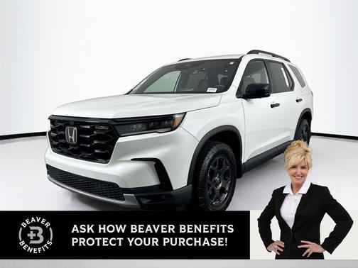 Platinum White Pearl 2025 Honda Pilot TrailSport