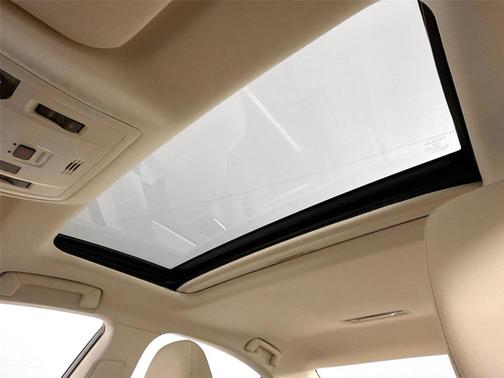 Eminent White Pearl 2016 Lexus ES 350 Base