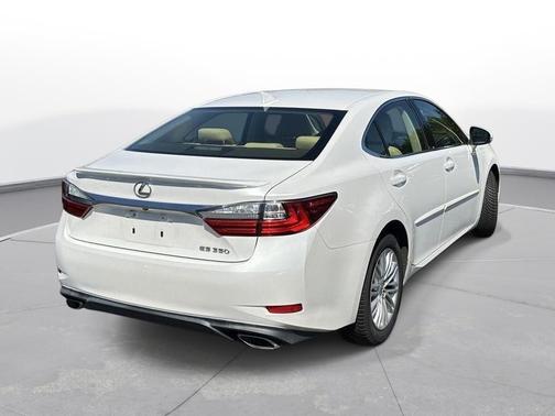 Eminent White Pearl 2016 Lexus ES 350 Base