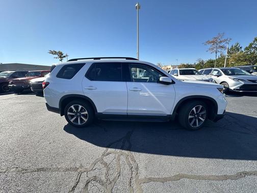 2024 Honda Pilot Elite