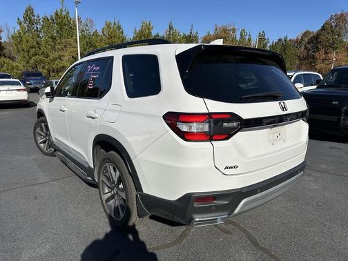 2024 Honda Pilot Elite