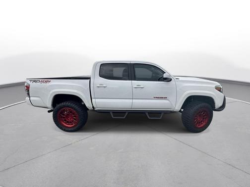 Super White 2021 Toyota Tacoma TRD Sport