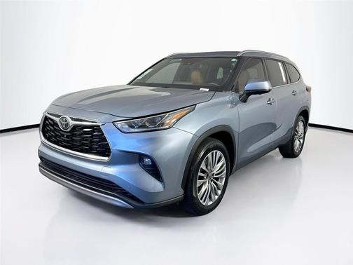 2023 Toyota Highlander Platinum