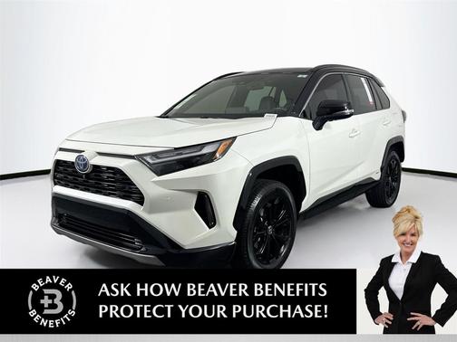 Blizzard Pearl/Midnight Black Metallic 2022 Toyota RAV4 Hybrid SE