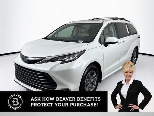 2023 Toyota Sienna XLE