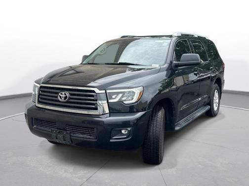 Midnight Black Metallic 2019 Toyota Sequoia SR5