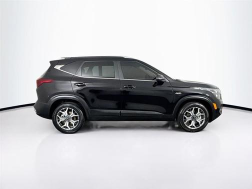 2021 Kia Seltos EX