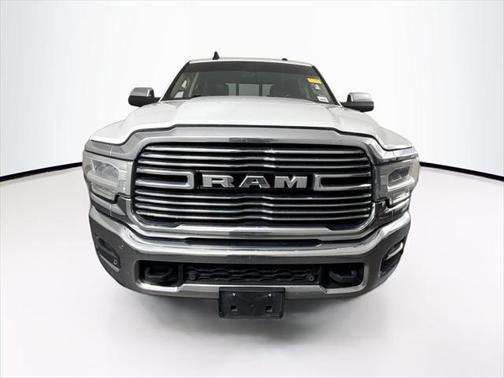 2022 RAM 2500 Laramie Crew Cab 4x4 6'4' Box