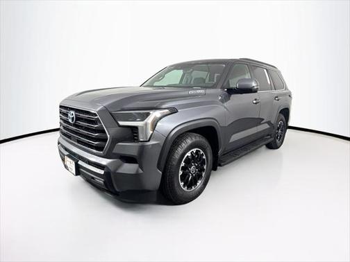 2024 Toyota Sequoia SR5