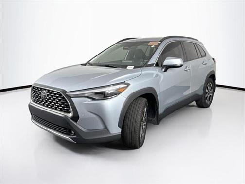 2024 Toyota Corolla Cross XLE