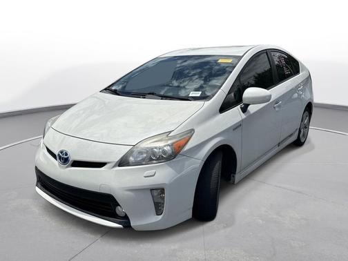 Blizzard Pearl 2013 Toyota Prius Five