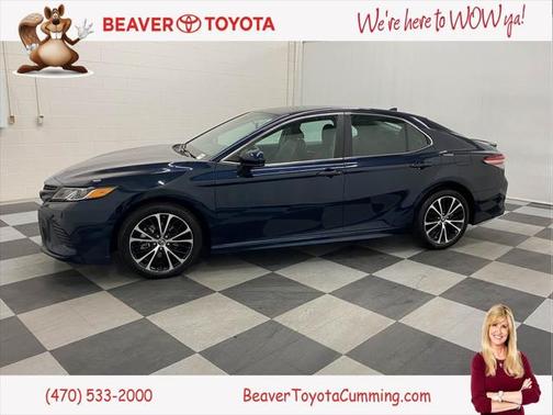 Galactic Aqua Mica 2019 Toyota Camry SE