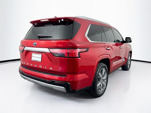 2024 Toyota Sequoia Capstone