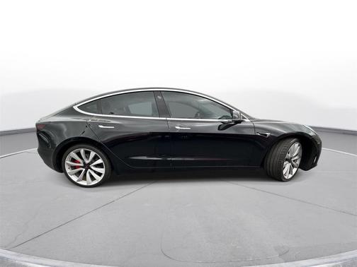 2019 Tesla Model 3 Performance