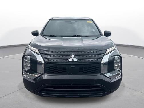 Black Diamond 2024 Mitsubishi Outlander SE S-AWC