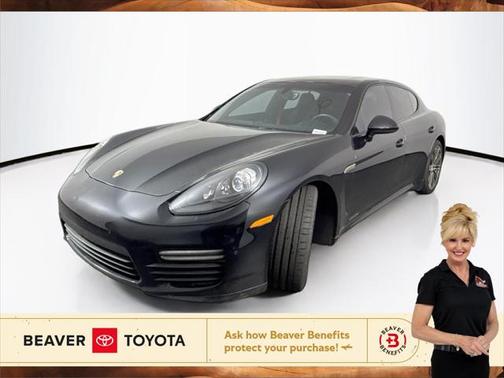 2016 Porsche Panamera GTS