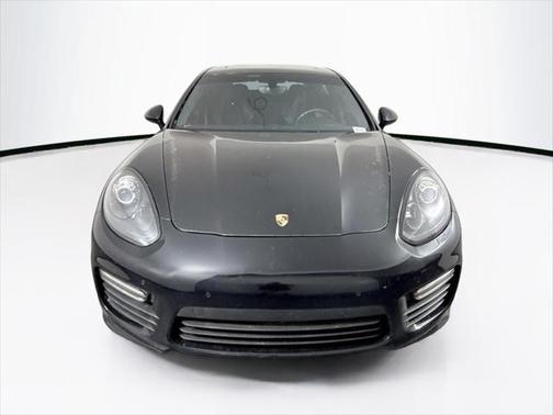 2016 Porsche Panamera GTS