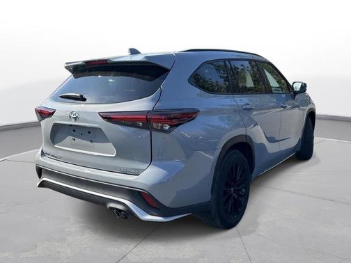 2025 Toyota Highlander XSE