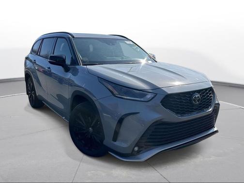 2025 Toyota Highlander XSE