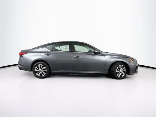 2023 Nissan Altima S FWD