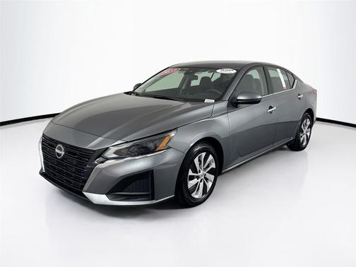2023 Nissan Altima S FWD
