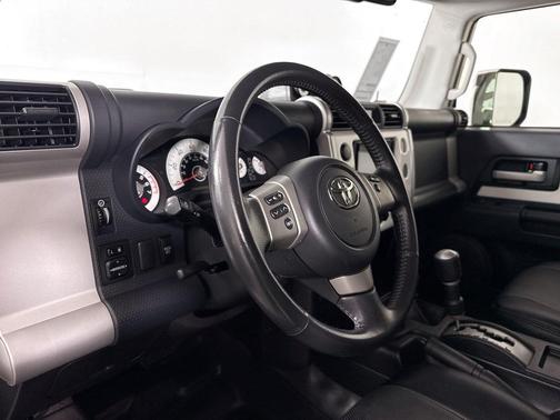 Iceberg 2012 Toyota FJ Cruiser Base