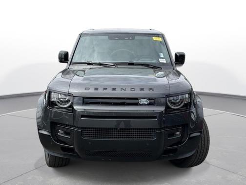 2025 Land Rover Defender 110 P400 X-Dynamic SE