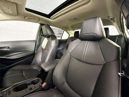 Ice Cap 2026 Toyota Corolla Hybrid XLE