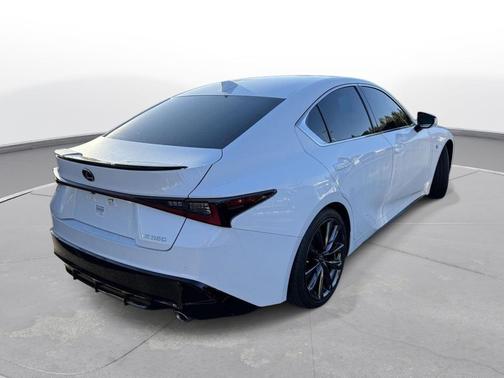 2022 Lexus IS 350 Base