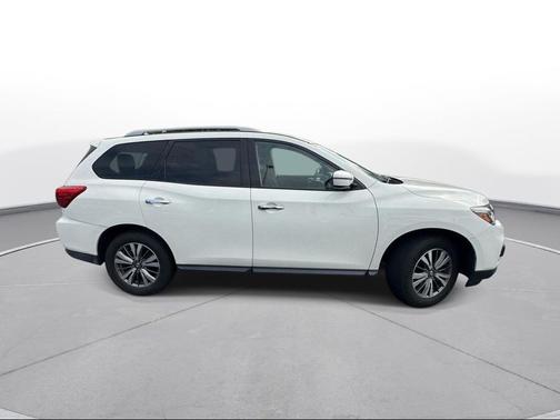 Glacier White 2019 Nissan Pathfinder S